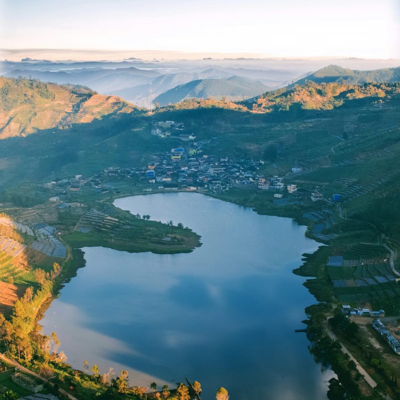 ade-chrisnadhi--hHdHfVjOC4-unsplash